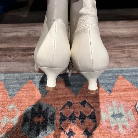 Everlane The Editor Kitten Heel boots - Picture 8 of 9
